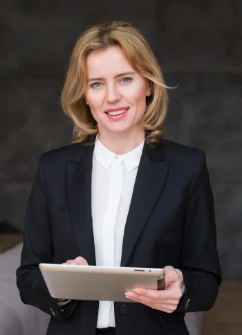 Our Financial Experts The Team  Member Solution. - kaiyun.com